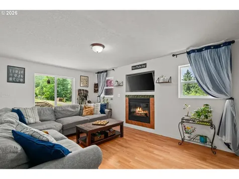 32171 Bishop Road Rainier OR 97048