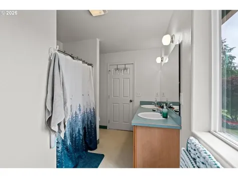 32171 Bishop Road Rainier OR 97048