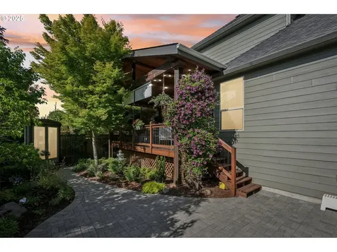 915 NE 36th Avenue Camas WA 98607