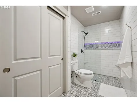 915 NE 36th Avenue Camas WA 98607