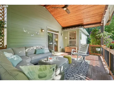 915 NE 36th Avenue Camas WA 98607