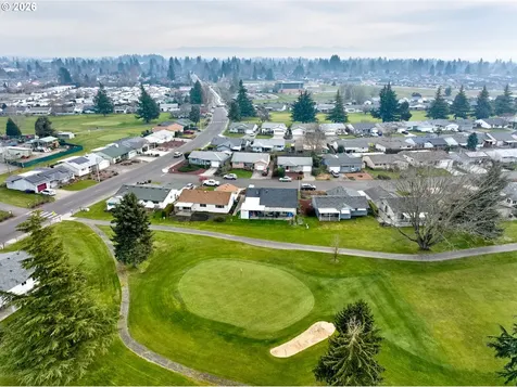 163 W Clackamas Circle Woodburn OR 97071