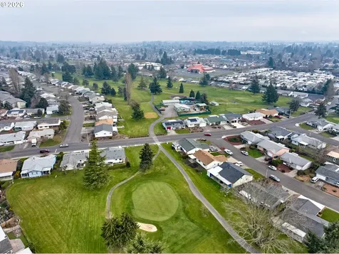 163 W Clackamas Circle Woodburn OR 97071