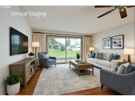 163 W Clackamas Circle Woodburn OR 97071