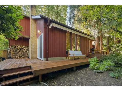 875 SE 25th Street Gresham OR 97080