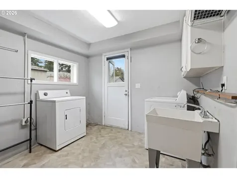 8712 SE 41st Avenue Milwaukie OR 97222
