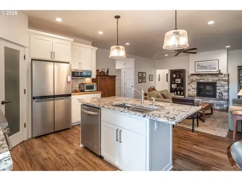 625 NE Cummins Street Roseburg OR 97470