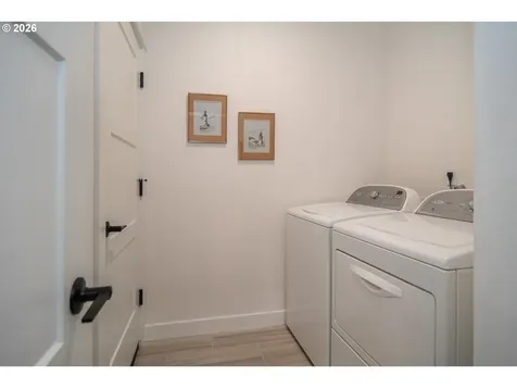 625 NE Cummins Street Roseburg OR 97470