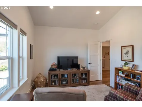 625 NE Cummins Street Roseburg OR 97470