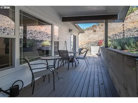 625 NE Cummins Street Roseburg OR 97470