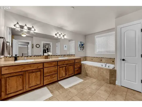 845 NW Sacajawea Street Camas WA 98607