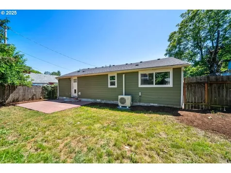 4339 NE Alberta Street Portland OR 97218