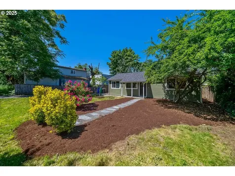 4339 NE Alberta Street Portland OR 97218