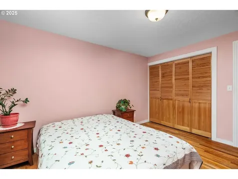 1870 Sallal Road Woodburn OR 97071