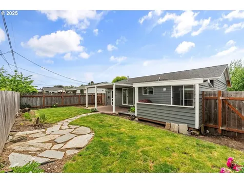 1870 Sallal Road Woodburn OR 97071
