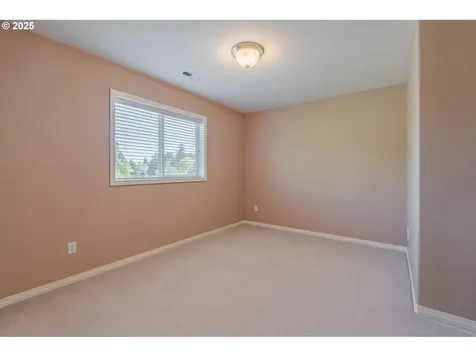 11717 NW 13th Court Vancouver WA 98685