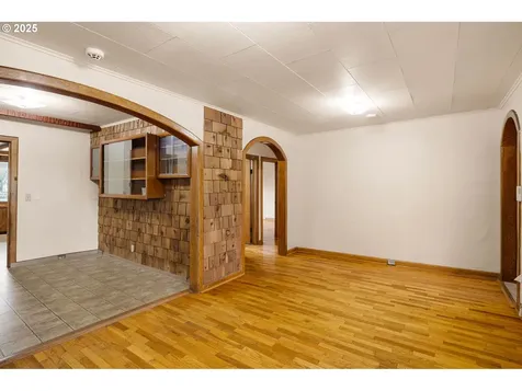 202 20th Street Springfield OR 97477
