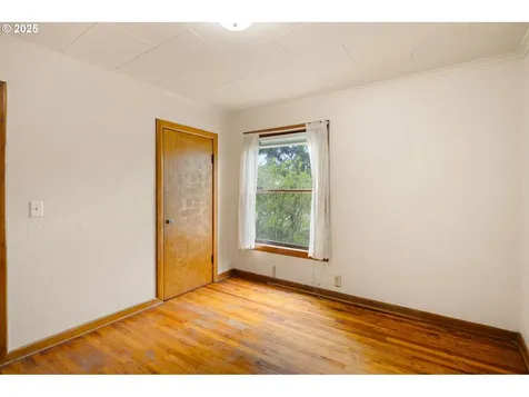 202 20th Street Springfield OR 97477