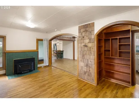 202 20th Street Springfield OR 97477