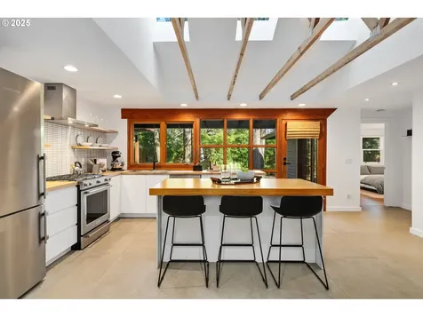 5051 Tualata Lane Lake Oswego OR 97035