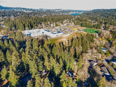 5051 Tualata Lane Lake Oswego OR 97035