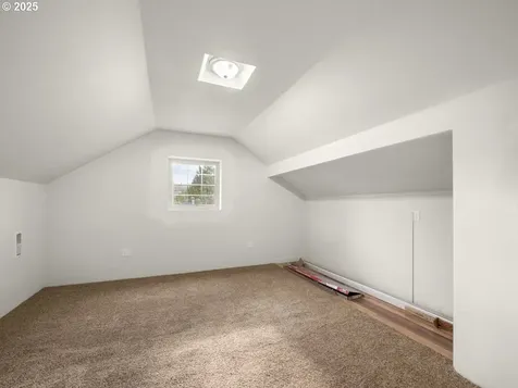 1904 Cove Avenue La Grande OR 97850
