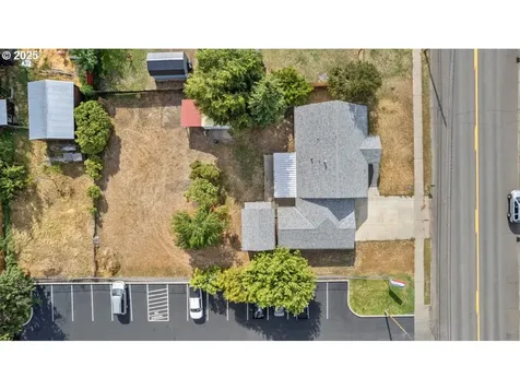 1904 Cove Avenue La Grande OR 97850