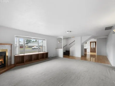 1904 Cove Avenue La Grande OR 97850