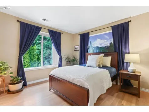 3950 NW Brookview Way Portland OR 97229