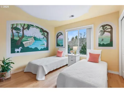 3950 NW Brookview Way Portland OR 97229