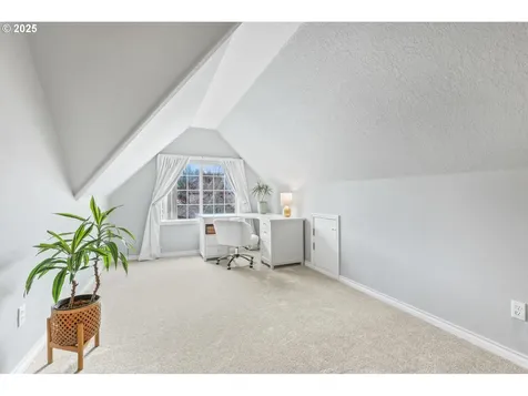 3950 NW Brookview Way Portland OR 97229