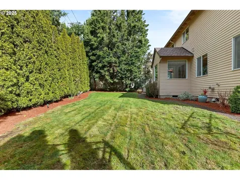 3950 NW Brookview Way Portland OR 97229