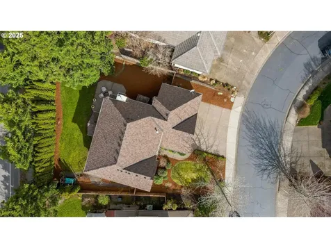 3950 NW Brookview Way Portland OR 97229