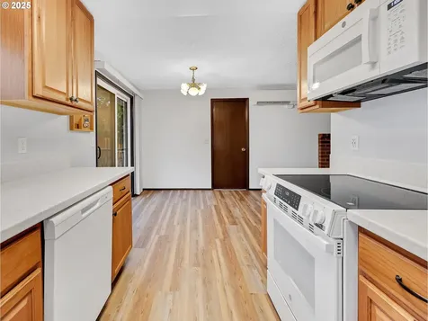 2807 SE 174th Avenue Portland OR 97236