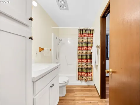 2807 SE 174th Avenue Portland OR 97236