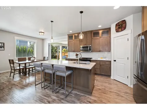 12209 Mimosa Way Oregon City OR 97045