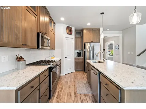 12209 Mimosa Way Oregon City OR 97045
