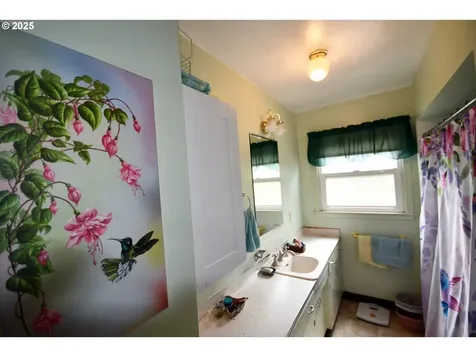 1314 Mount Hood Street The Dalles OR 97058