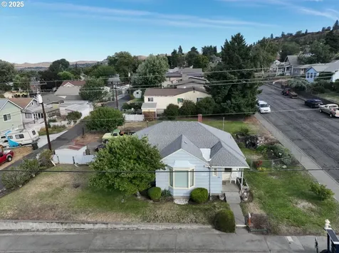 1314 Mount Hood Street The Dalles OR 97058