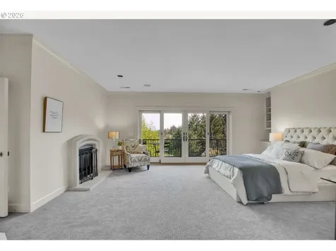 6220 NW Skyline Boulevard Portland OR 97229