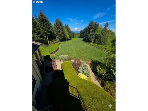 6220 NW Skyline Boulevard Portland OR 97229