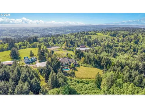 6220 NW Skyline Boulevard Portland OR 97229