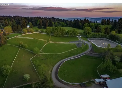 6220 NW Skyline Boulevard Portland OR 97229