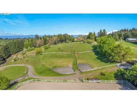 6220 NW Skyline Boulevard Portland OR 97229
