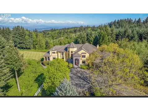 6220 NW Skyline Boulevard Portland OR 97229