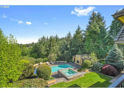 6220 NW Skyline Boulevard Portland OR 97229