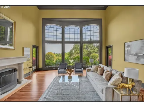 6220 NW Skyline Boulevard Portland OR 97229