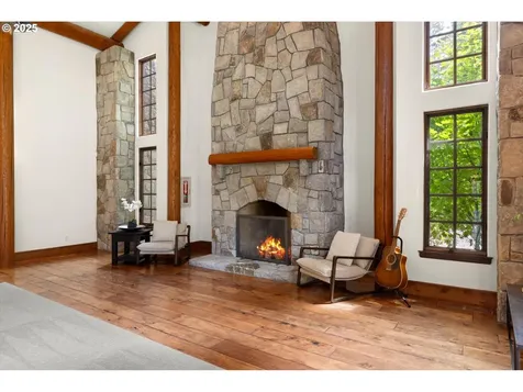 5564 SW Prosperity Park Road Tualatin OR 97062