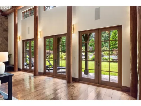 5564 SW Prosperity Park Road Tualatin OR 97062
