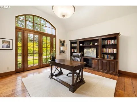 5564 SW Prosperity Park Road Tualatin OR 97062